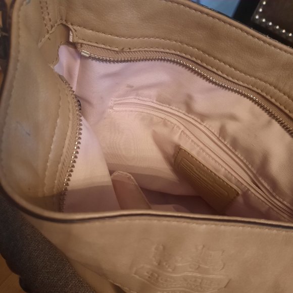 COACH Zoe Beige Leather Hobo Handbag Purse F12671 - Picture 6 of 8